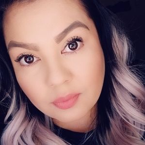 Meet your Posher, Yvonne